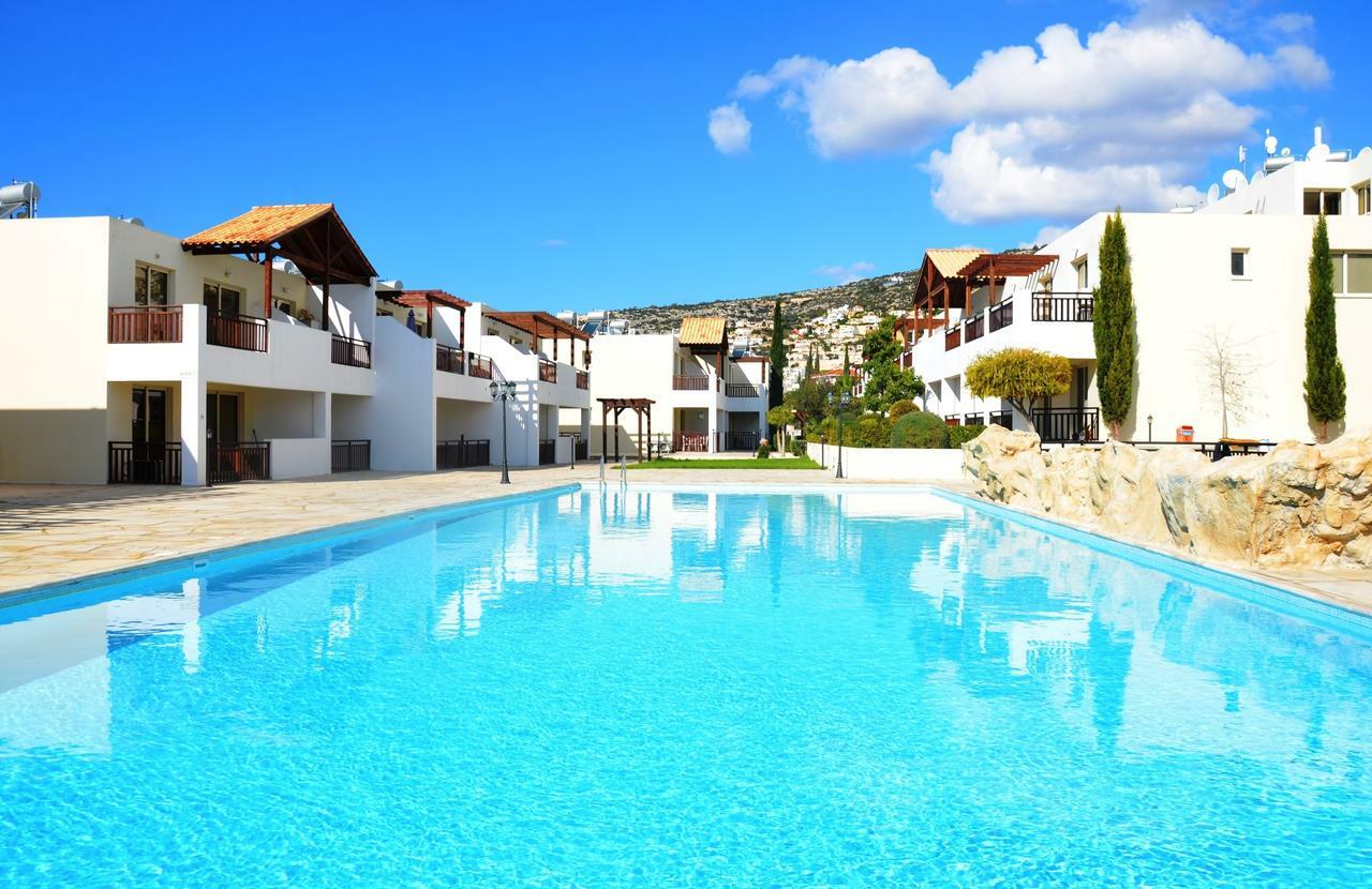 Top Floor, 2 Bedroom Apartment Vanessa D204, Free Wifi, Village View Peyia Exterior photo
